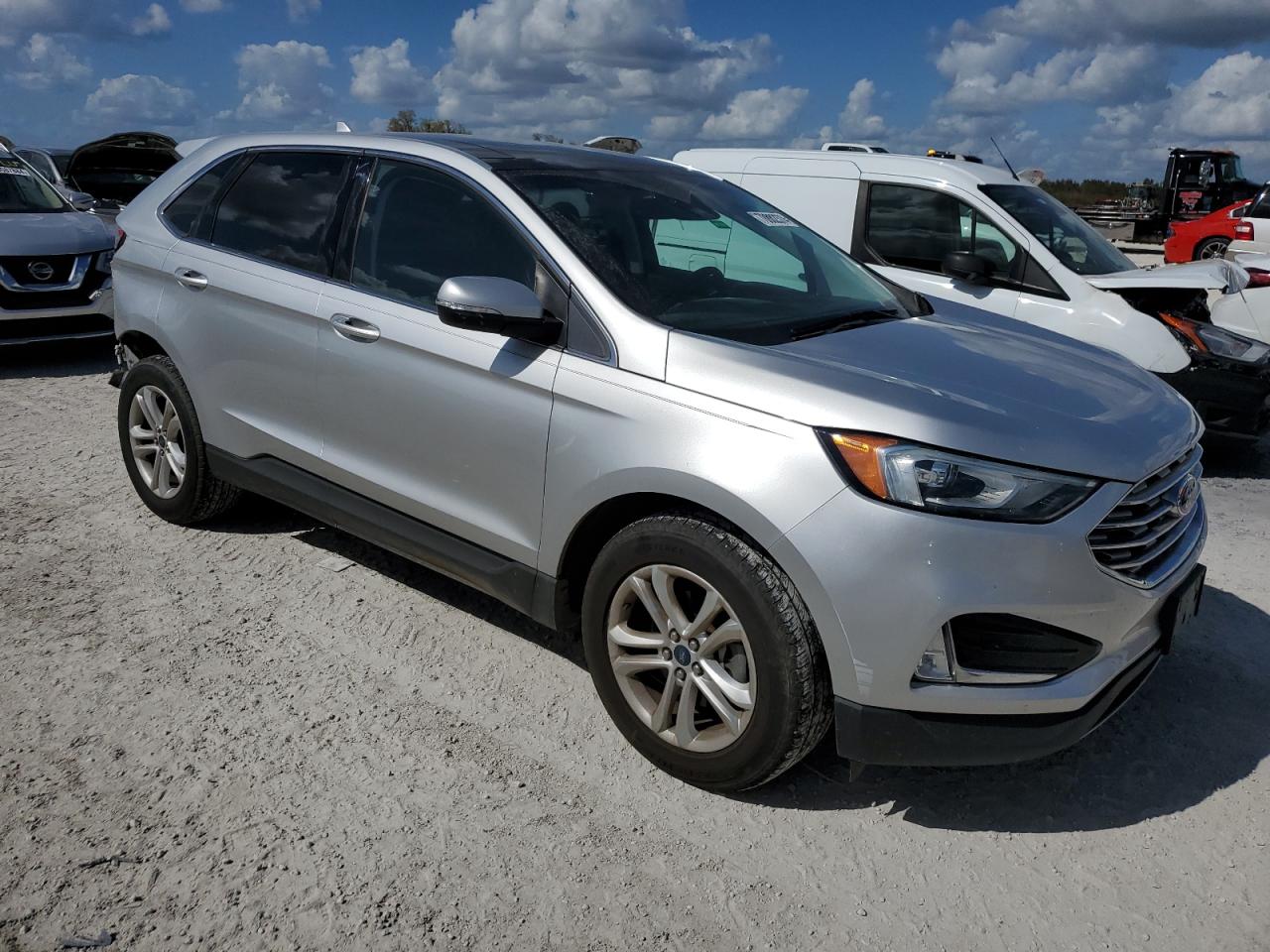 2019 Ford Edge - Image 4