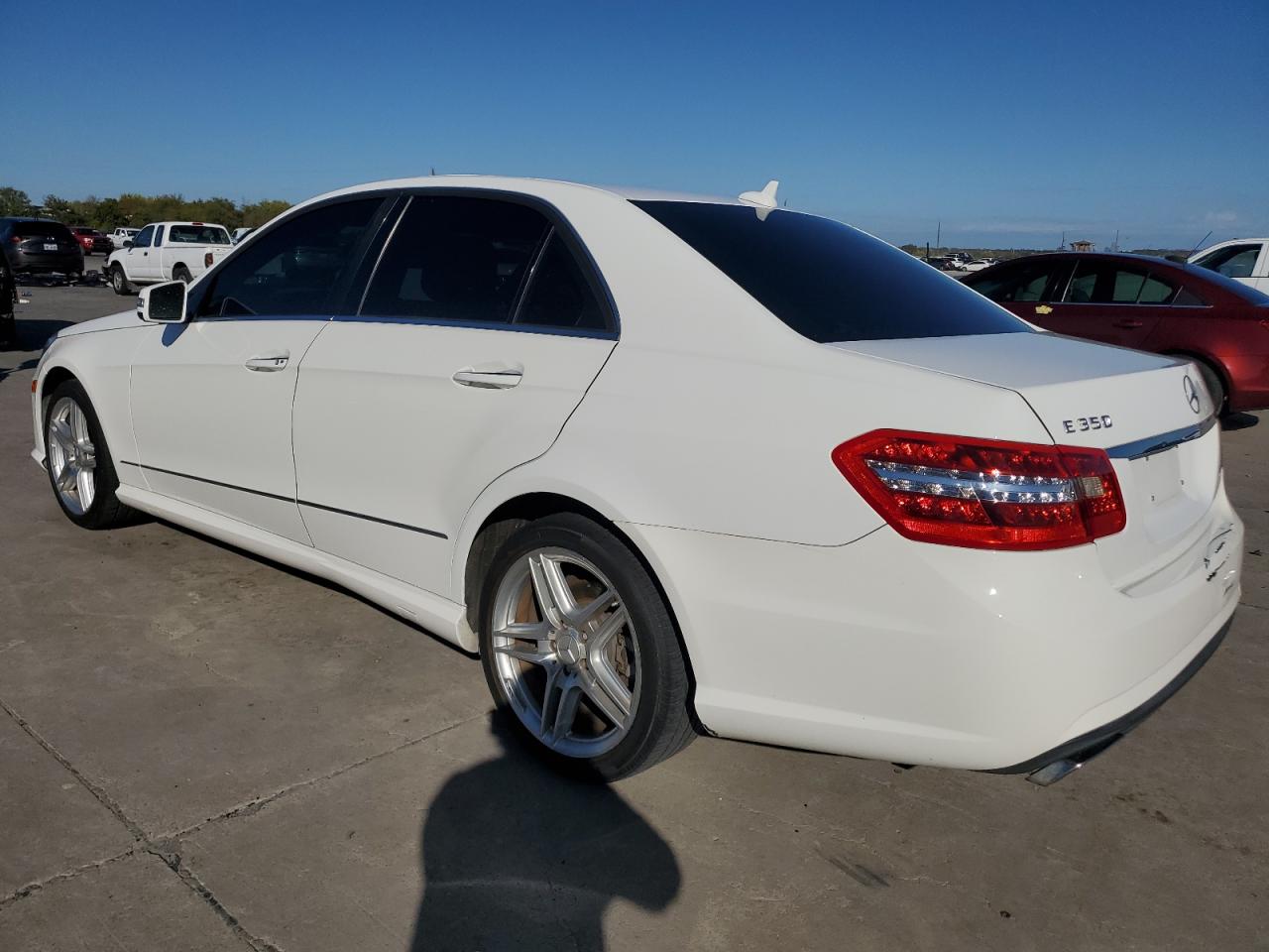 VIN WDDHF5KB9DA697350 2013 MERCEDES-BENZ E-CLASS no.2