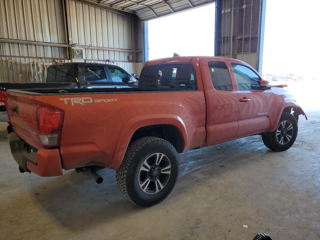 VIN 5TFRZ5CN6GX015007 2016 TOYOTA TACOMA no.3