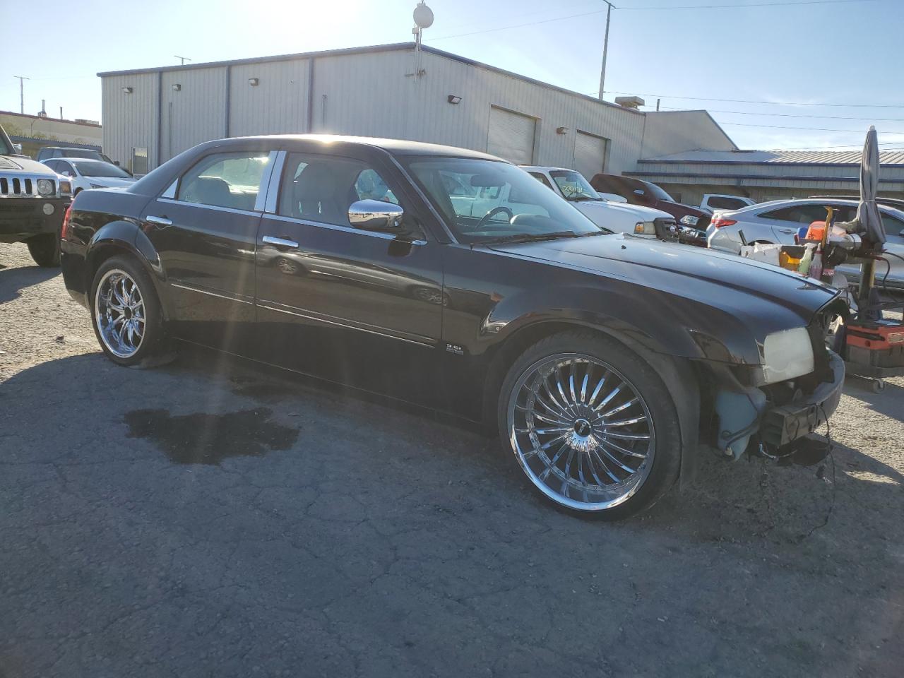 2005 Chrysler 300 - Image 4