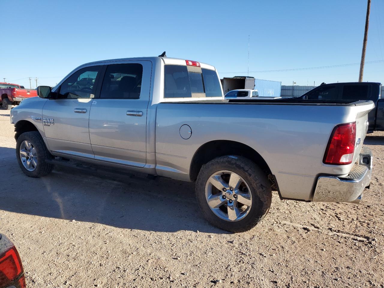 VIN 1C6RR7TT7KS550788 2019 RAM 1500 no.2