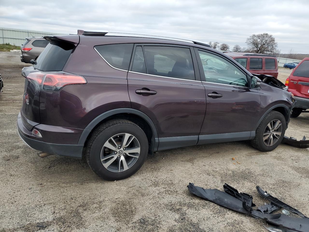 2016 Toyota RAV 4 - Image 3
