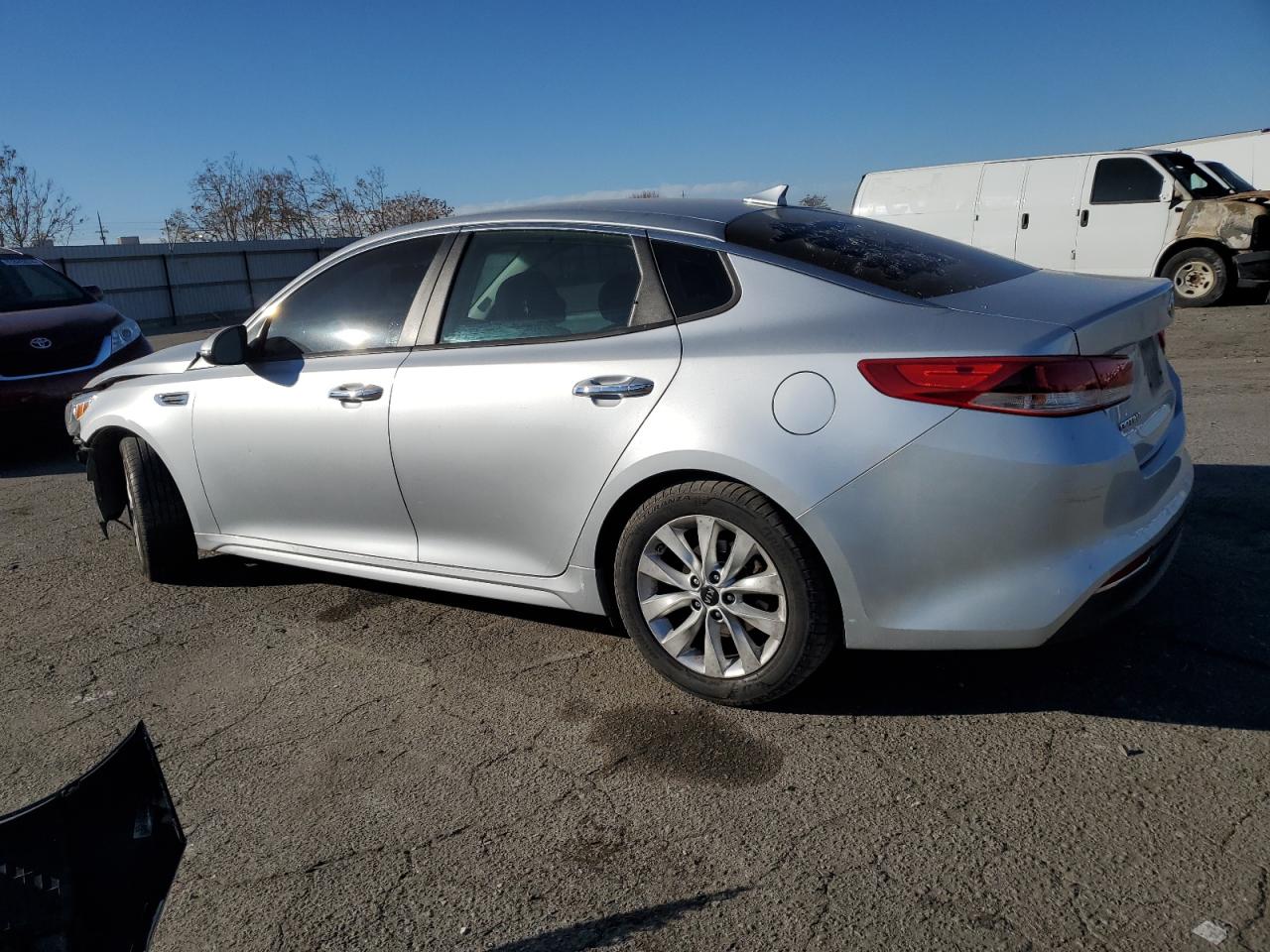 2017 Kia Optima Lx VIN: 5XXGT4L31HG128714 Lot: 81970194