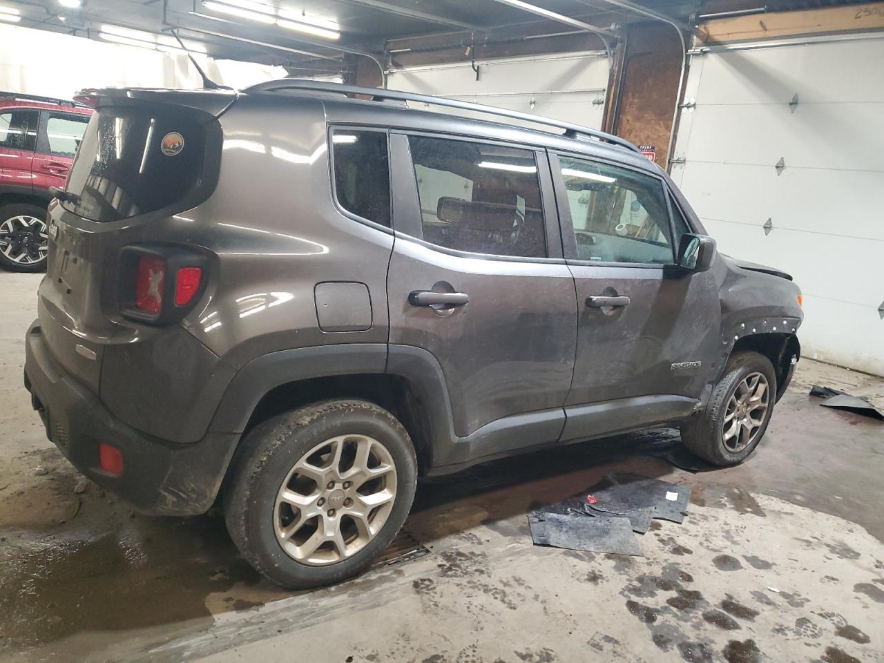 2017 Jeep Renegade - Image 3