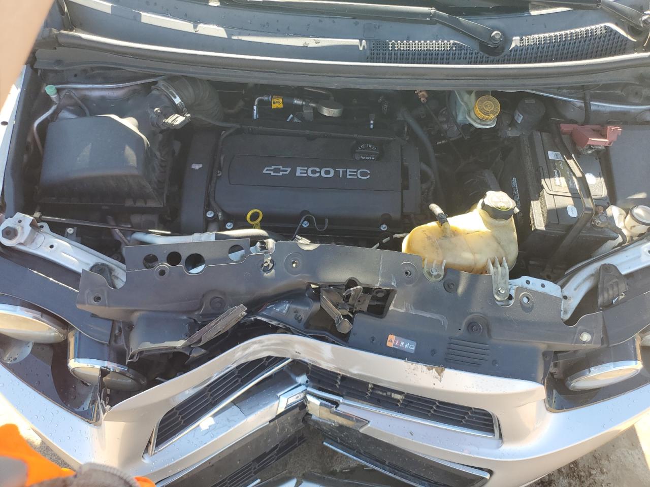 2014 Chevrolet Sonic - Image 13