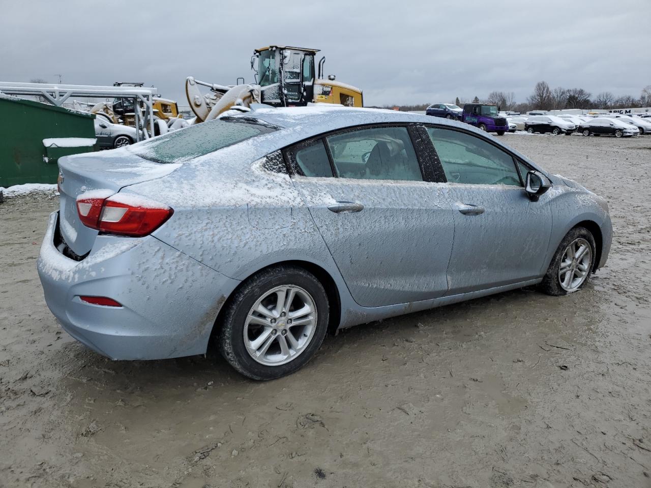 2018 Chevrolet Cruze - Image 3
