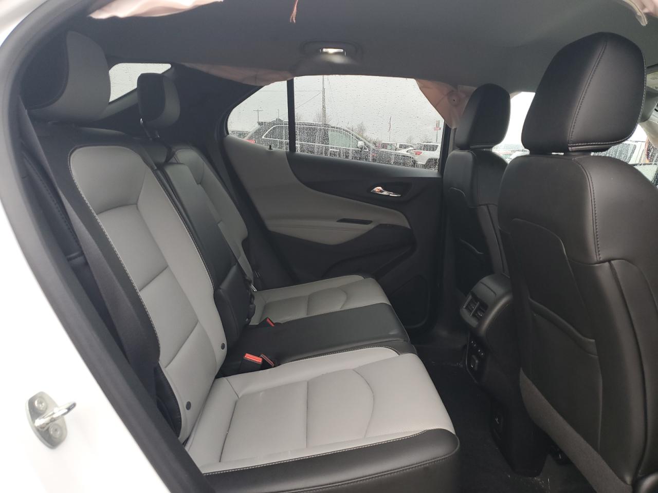 2019 Chevrolet Equinox - Image 11