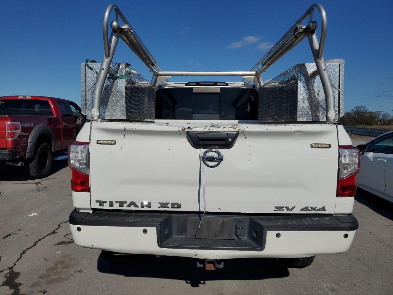 2016 Nissan Titan - Image 6