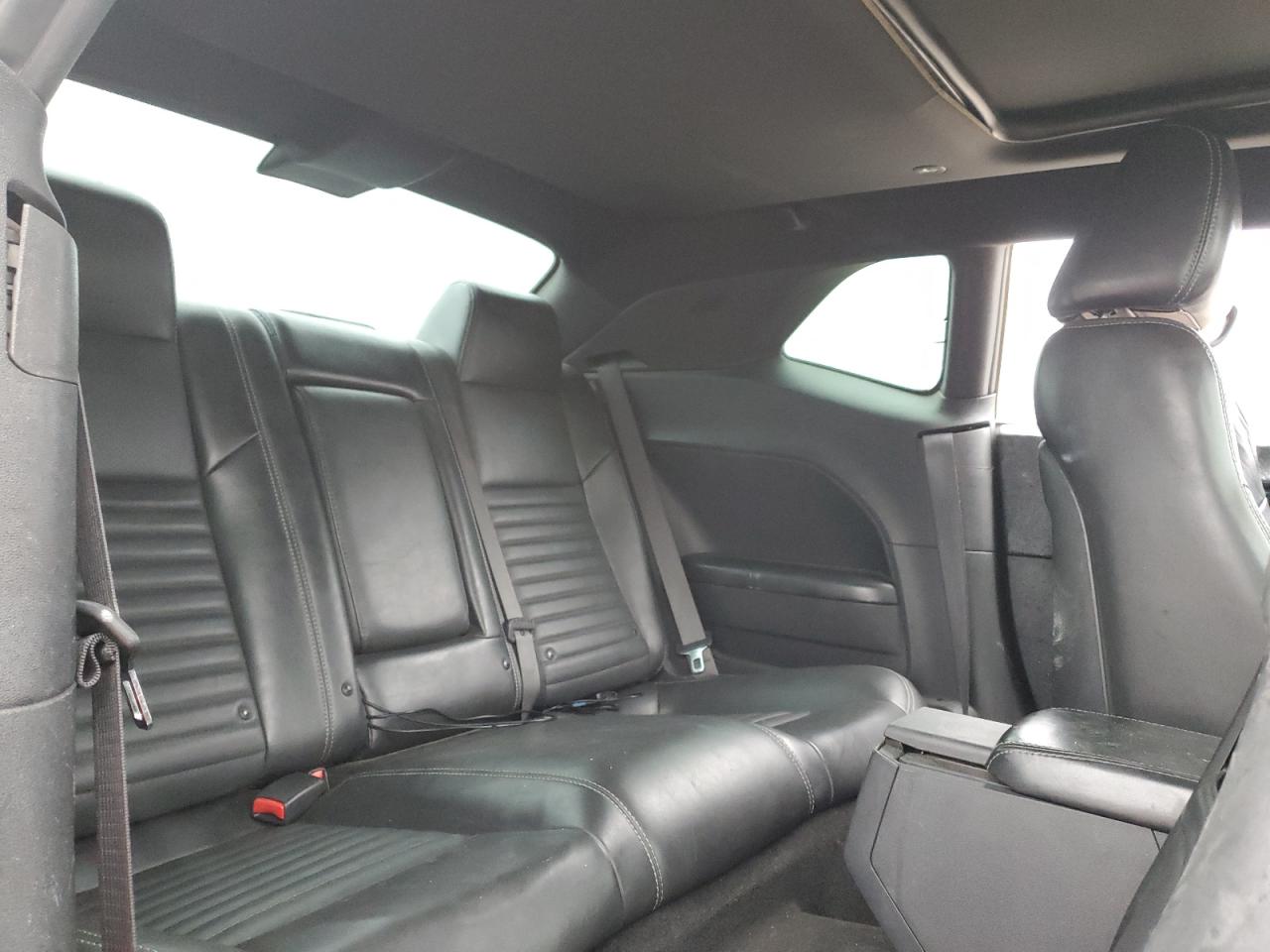 2013 Dodge Challenger - Image 10