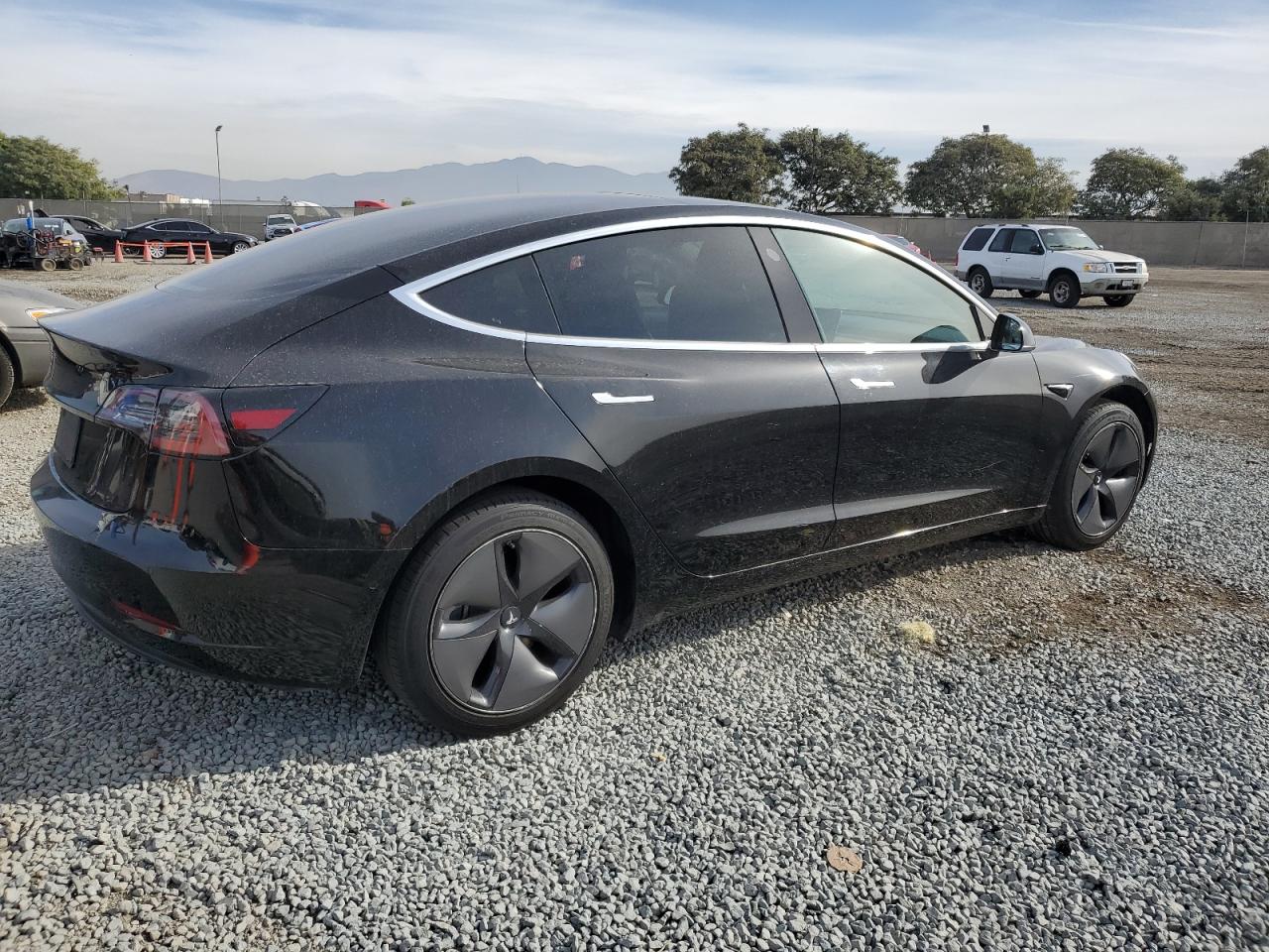 2019 Tesla Model 3 VIN: 5YJ3E1EA4KF394581 Lot: 81948384