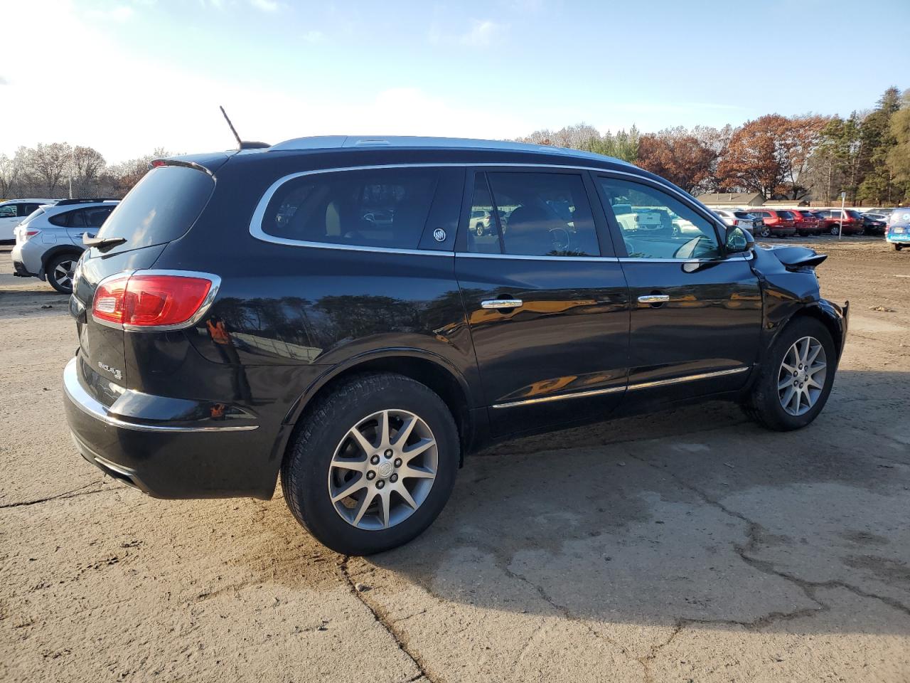 VIN 5GAKVBKD3HJ261510 2017 BUICK ENCLAVE no.3