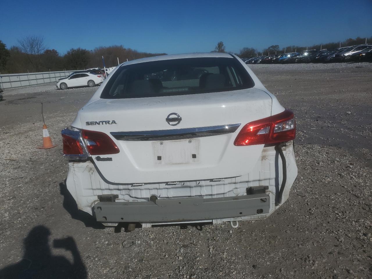 2019 Nissan Sentra S VIN: 3N1AB7AP5KY306755 Lot: 80796154