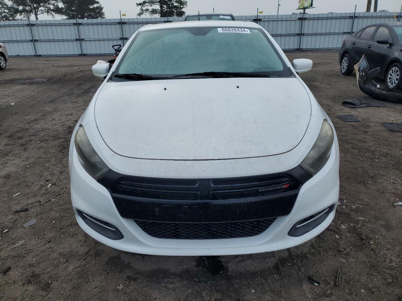 2016 Dodge Dart - Image 5