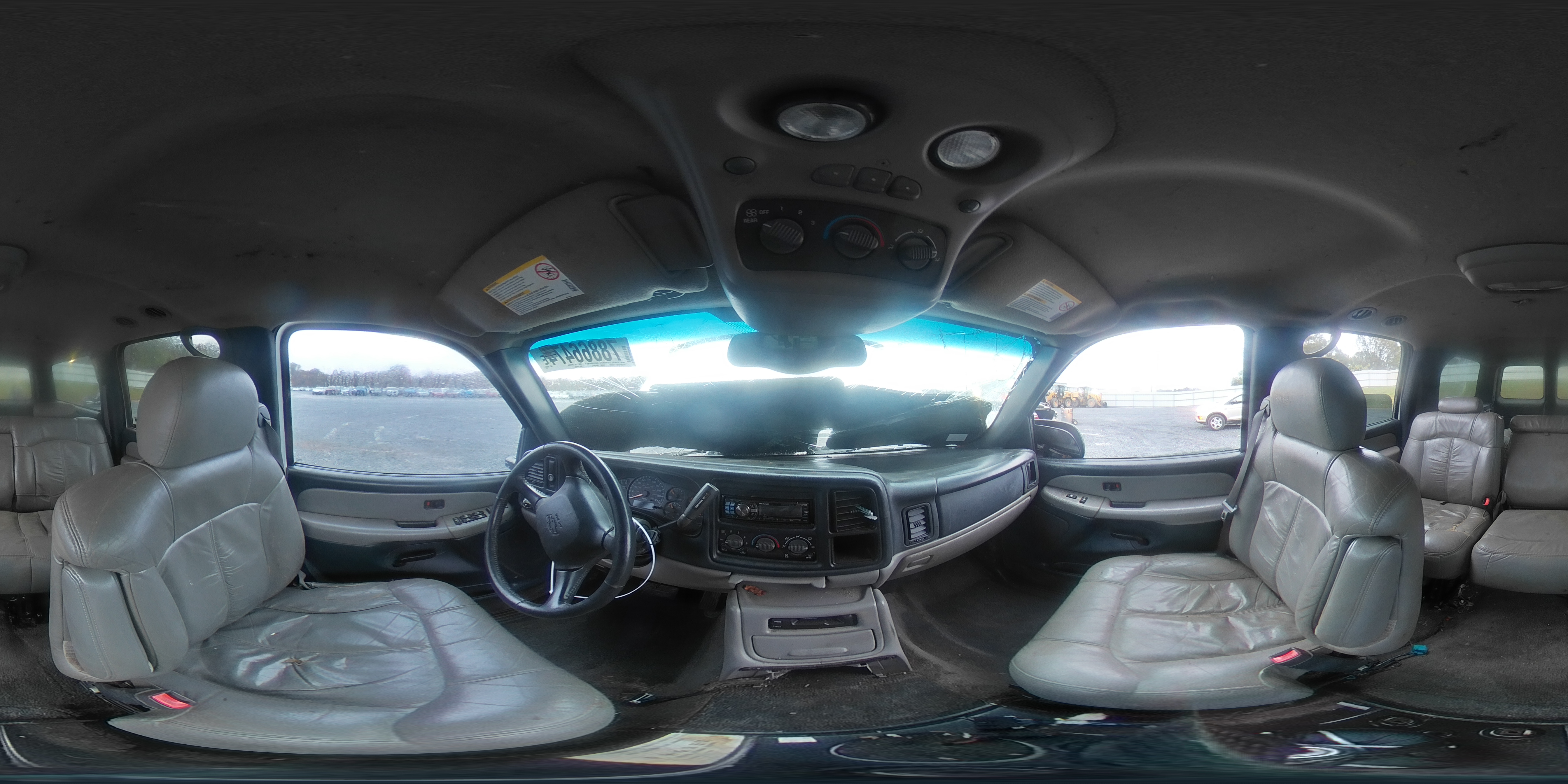 2002 Chevrolet Suburban - Image 14