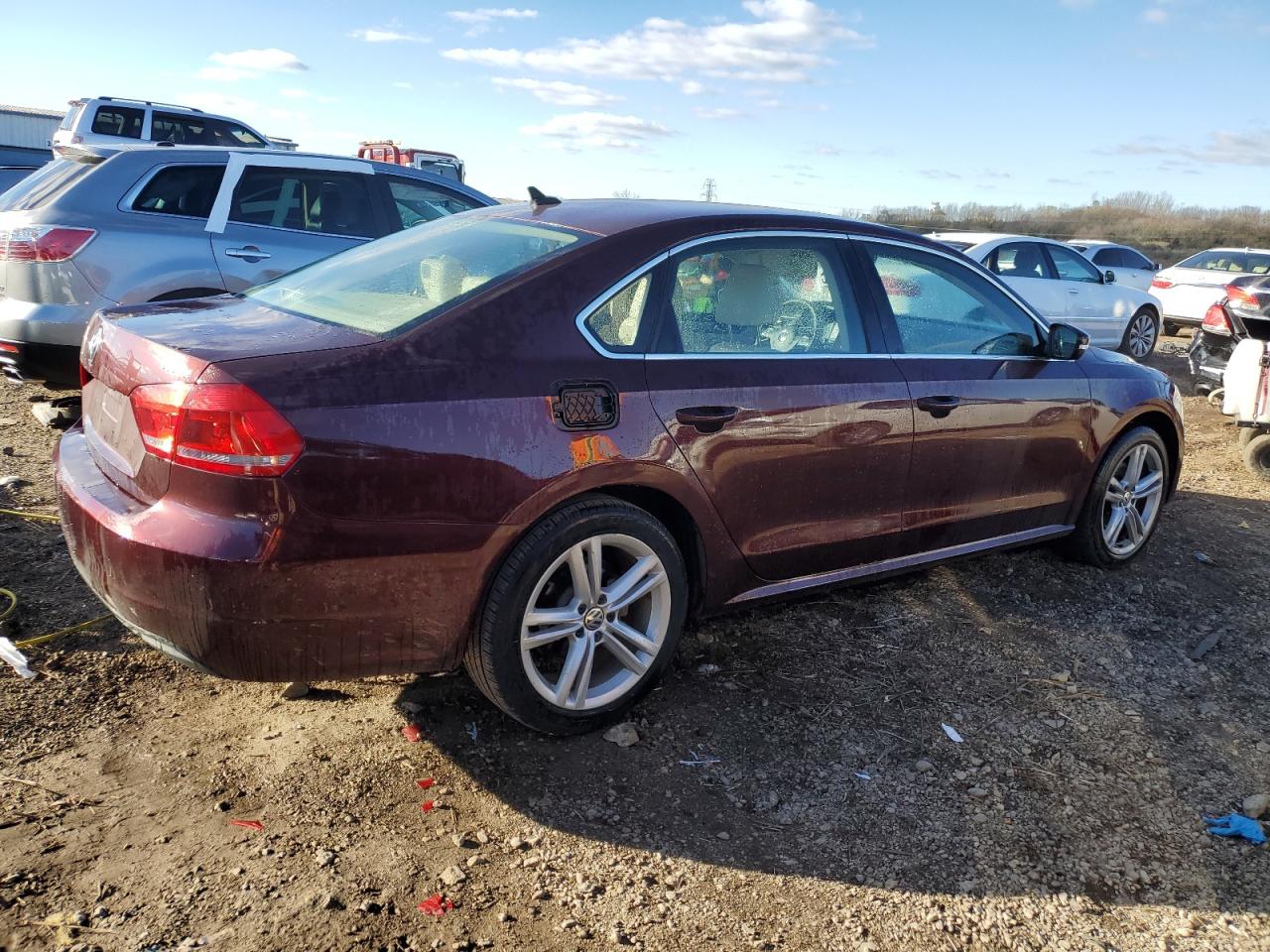 2014 Volkswagen Passat - Image 3