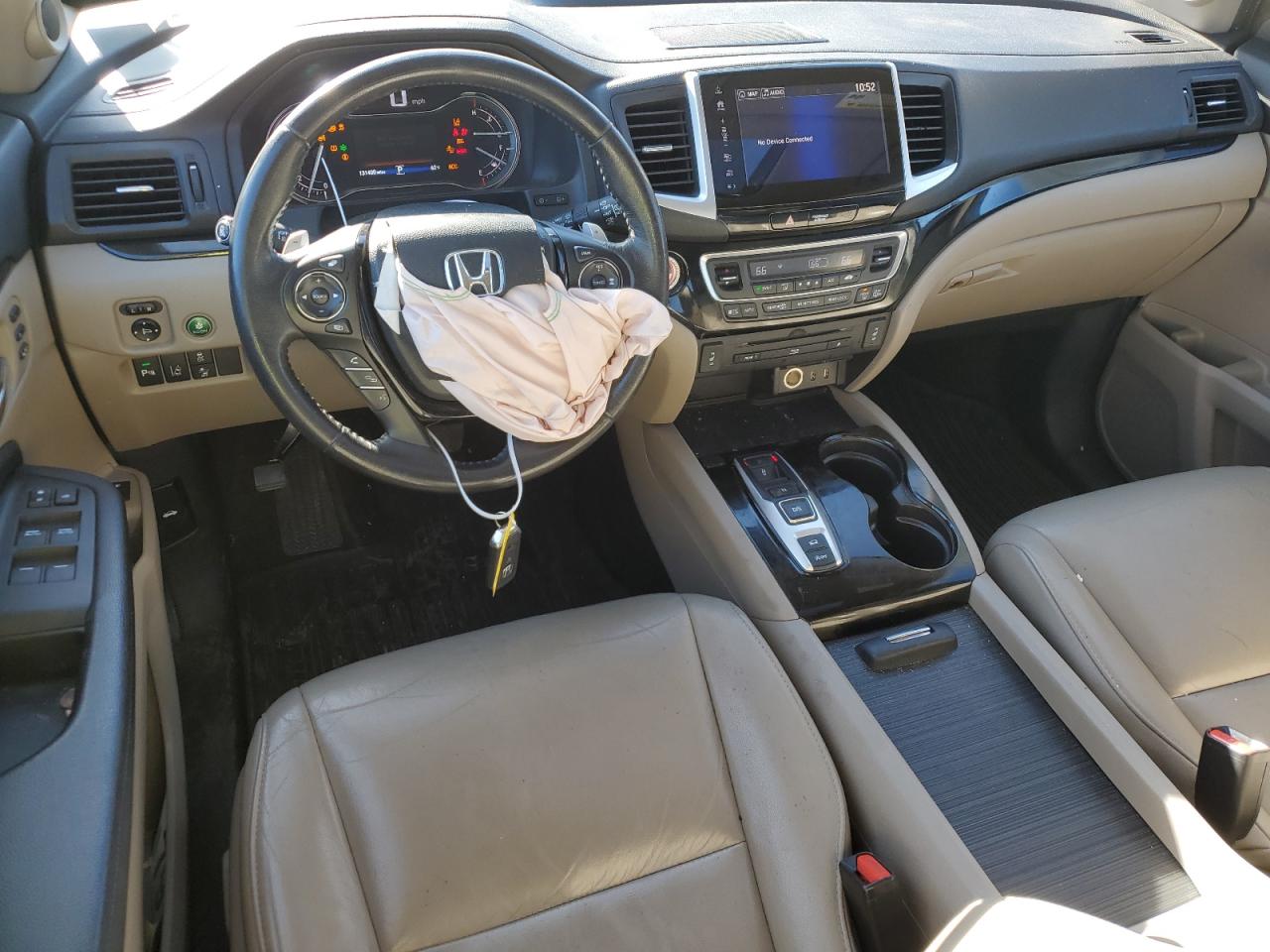 2017 Honda Pilot - Image 8