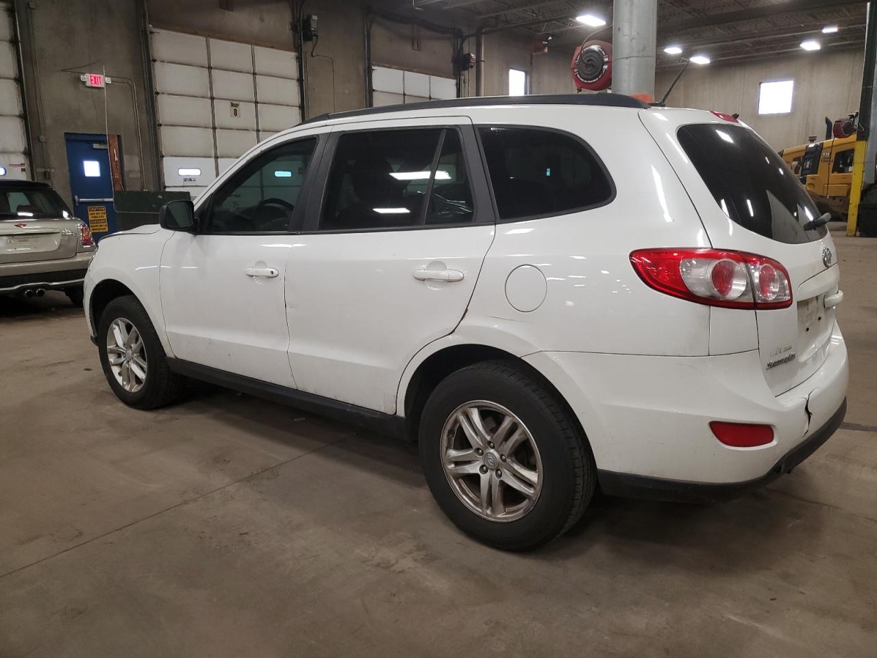2012 Hyundai Santa Fe - Image 2