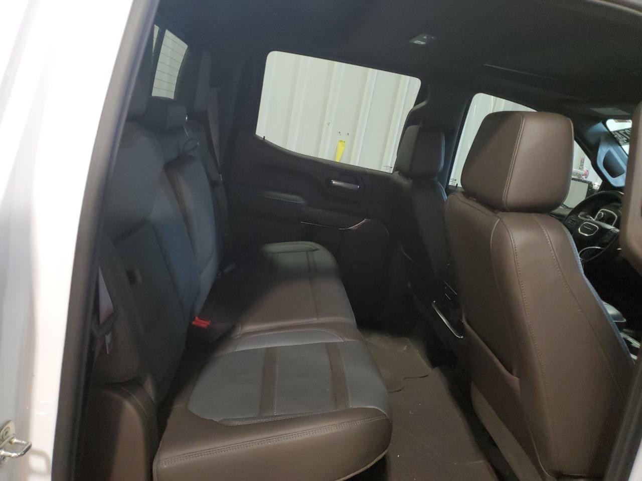 2021 GMC Sierra - Image 10