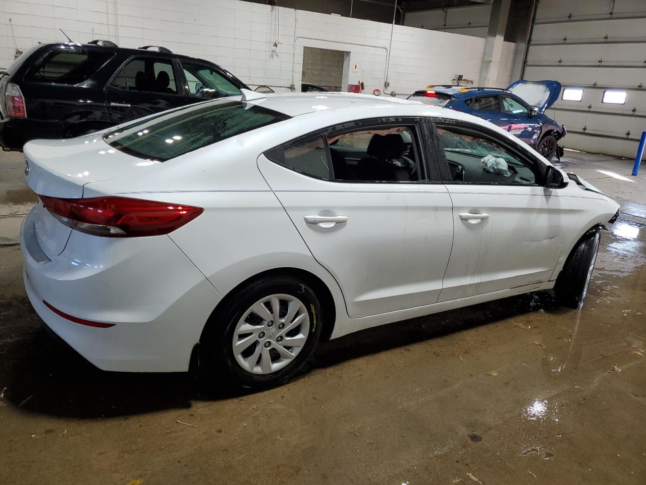 VIN 5NPD74LF1JH389739 2018 HYUNDAI ELANTRA no.3