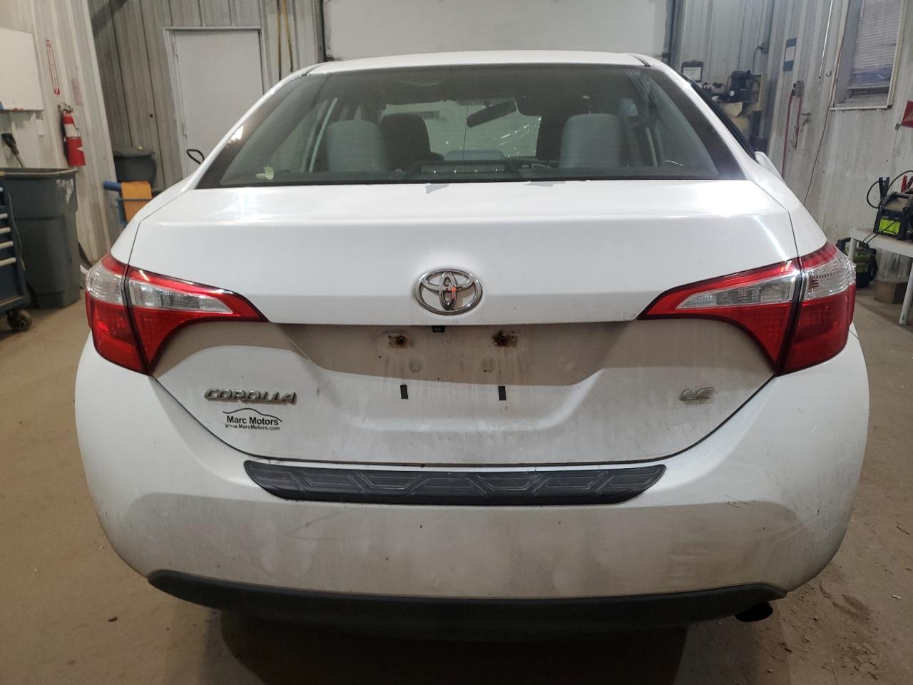 2015 Toyota Corolla L VIN: 5YFBURHEXFP310771 Lot: 80550274