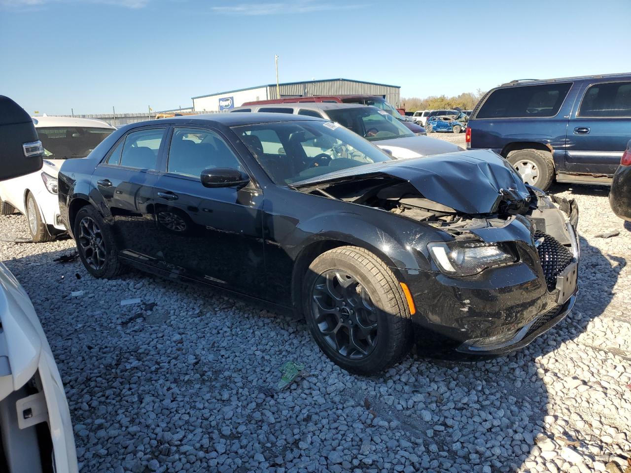 2015 Chrysler 300 - Image 4