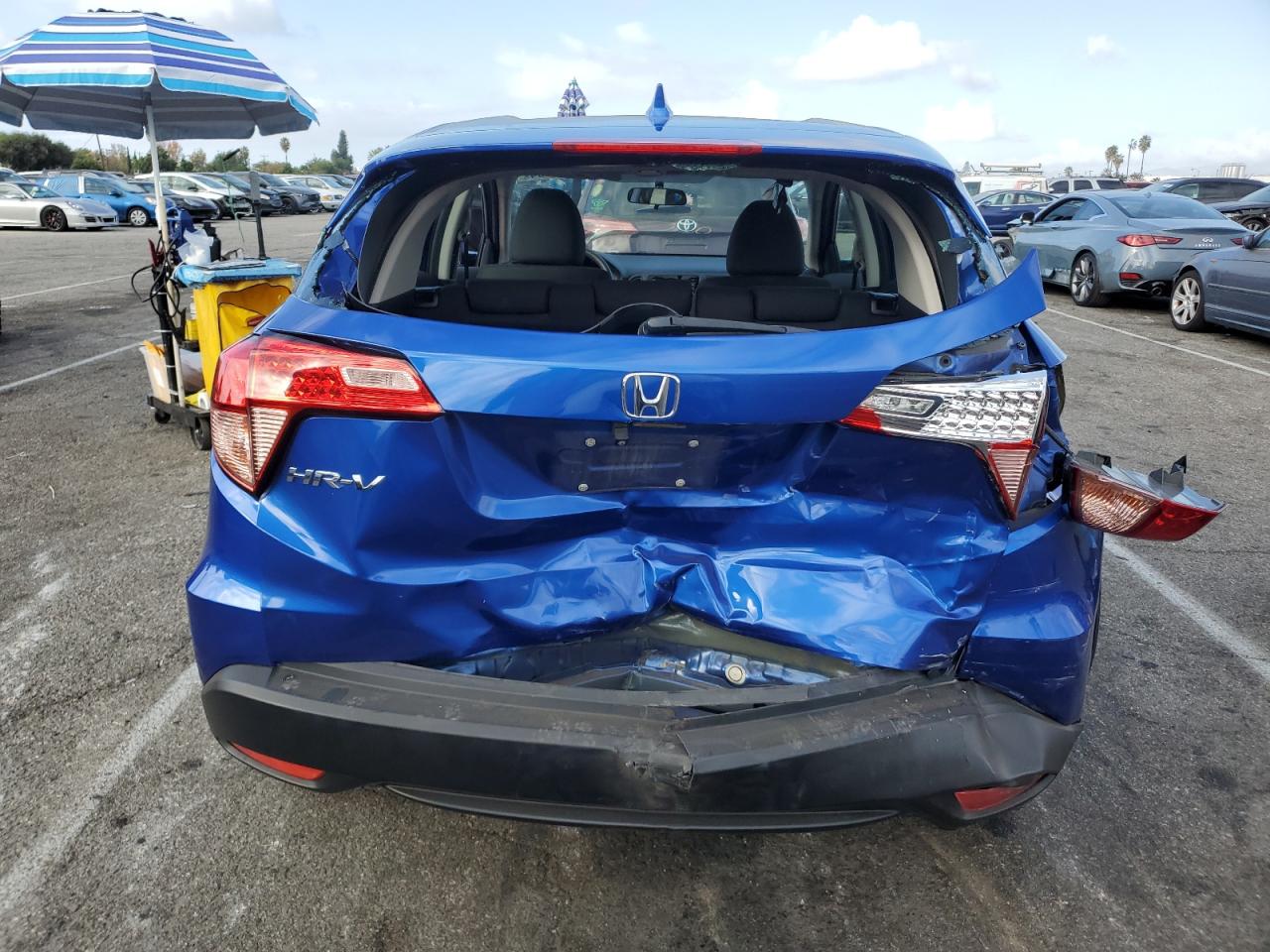 2018 Honda Hr-V Lx VIN: 3CZRU5H33JM717623 Lot: 81003654