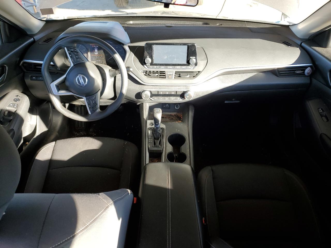 2021 Nissan Altima - Image 8