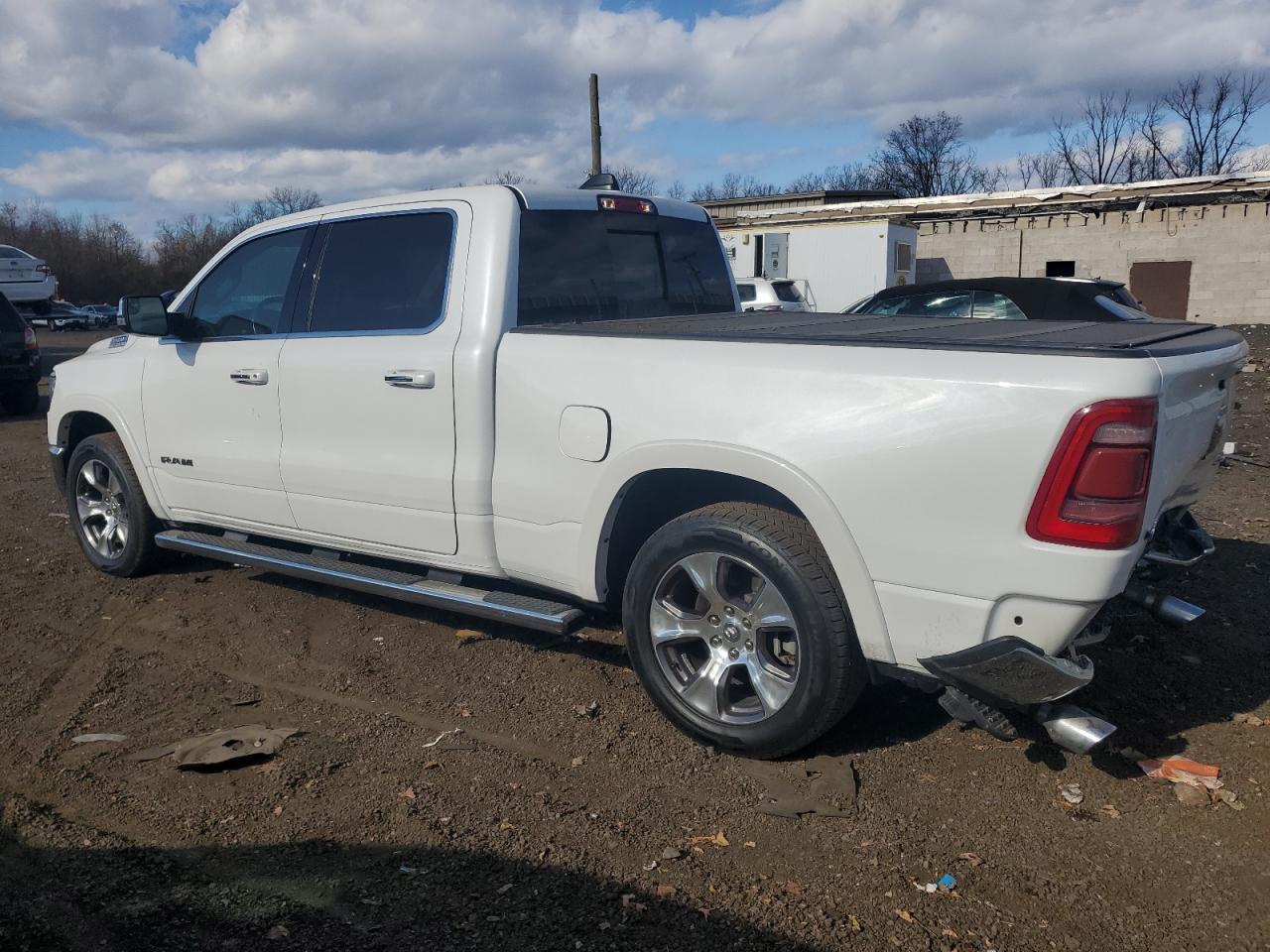 2021 RAM 1500 - Image 2