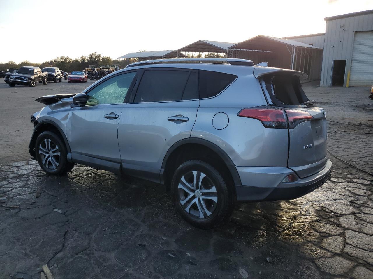 VIN 2T3ZFREVXGW299307 2016 TOYOTA RAV4 no.2