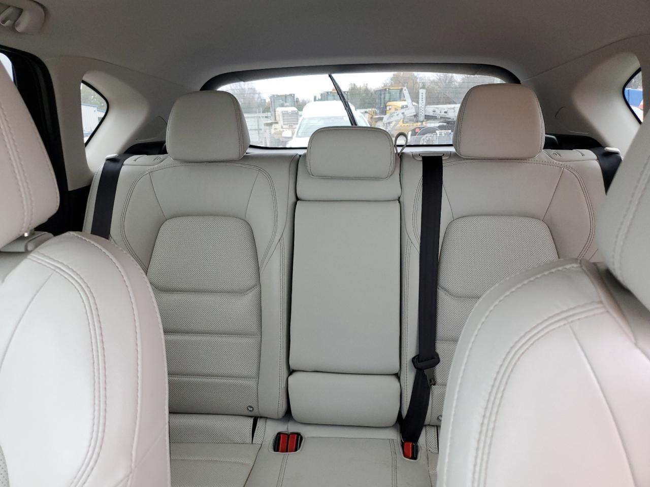 2020 Mazda CX-5 - Image 10