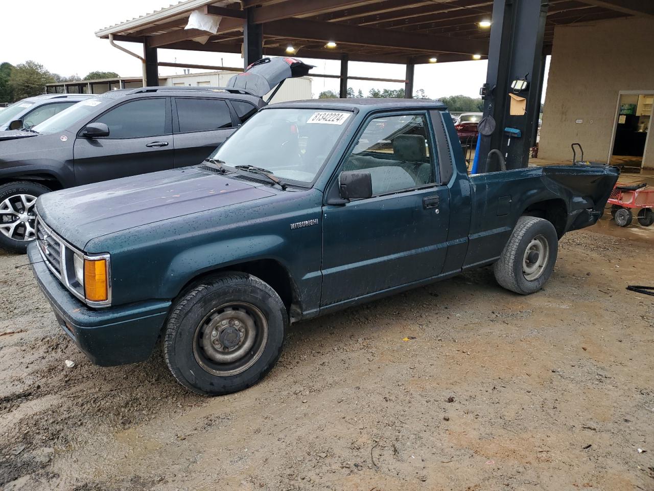 1993 Mitsubishi Mighty - Image 1