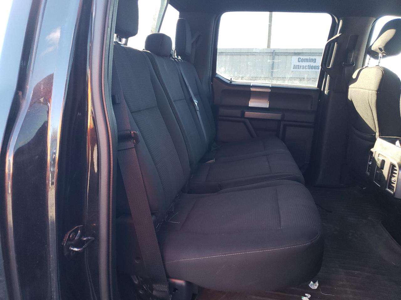 2015 Ford F-150 - Image 10
