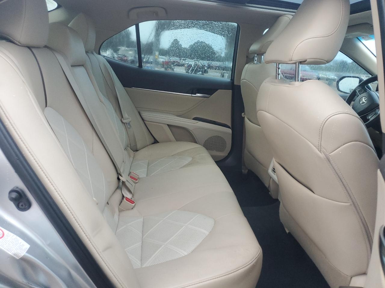 2018 Toyota Camry - Image 10