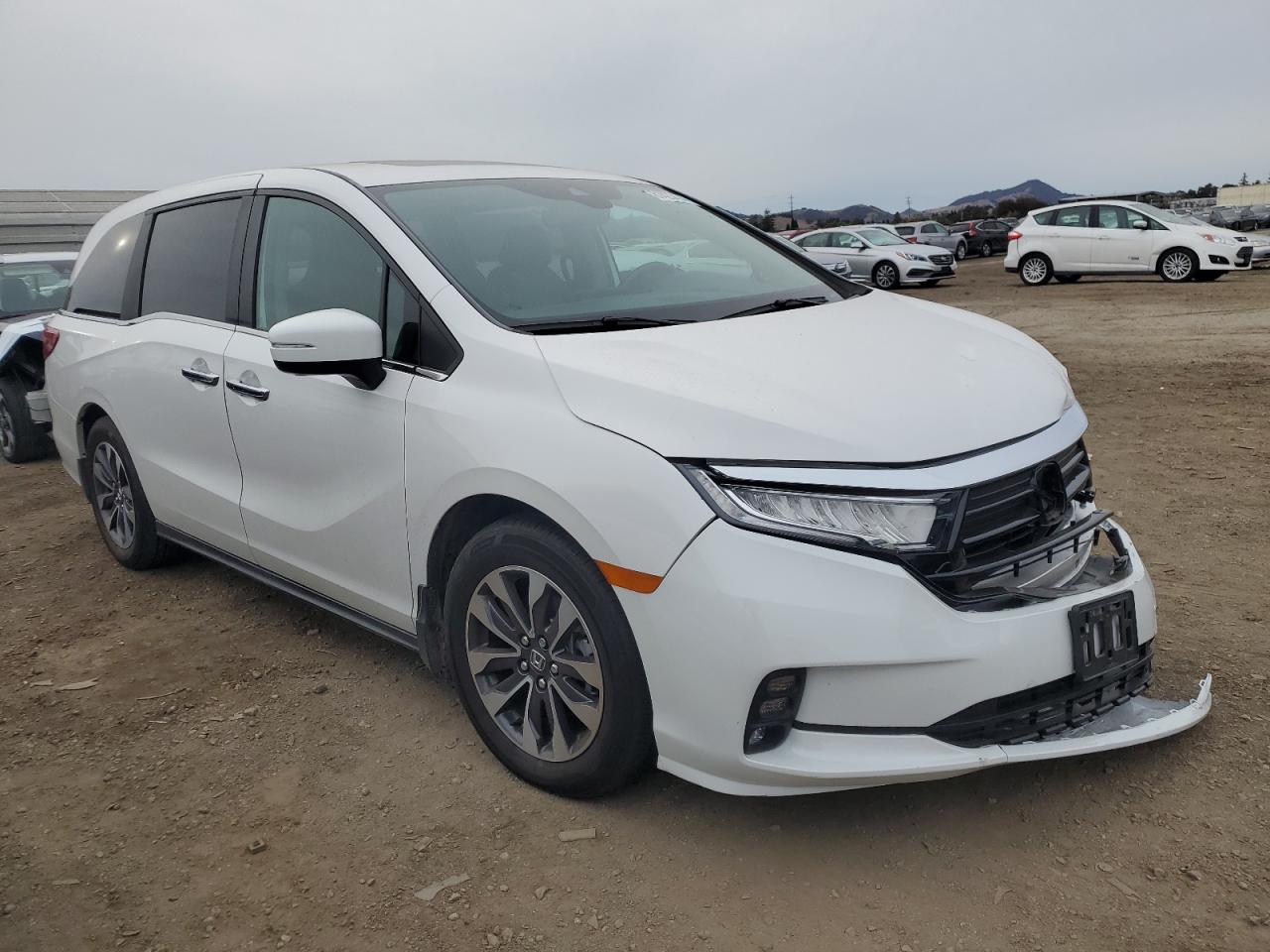 2024 Honda Odyssey - Image 4
