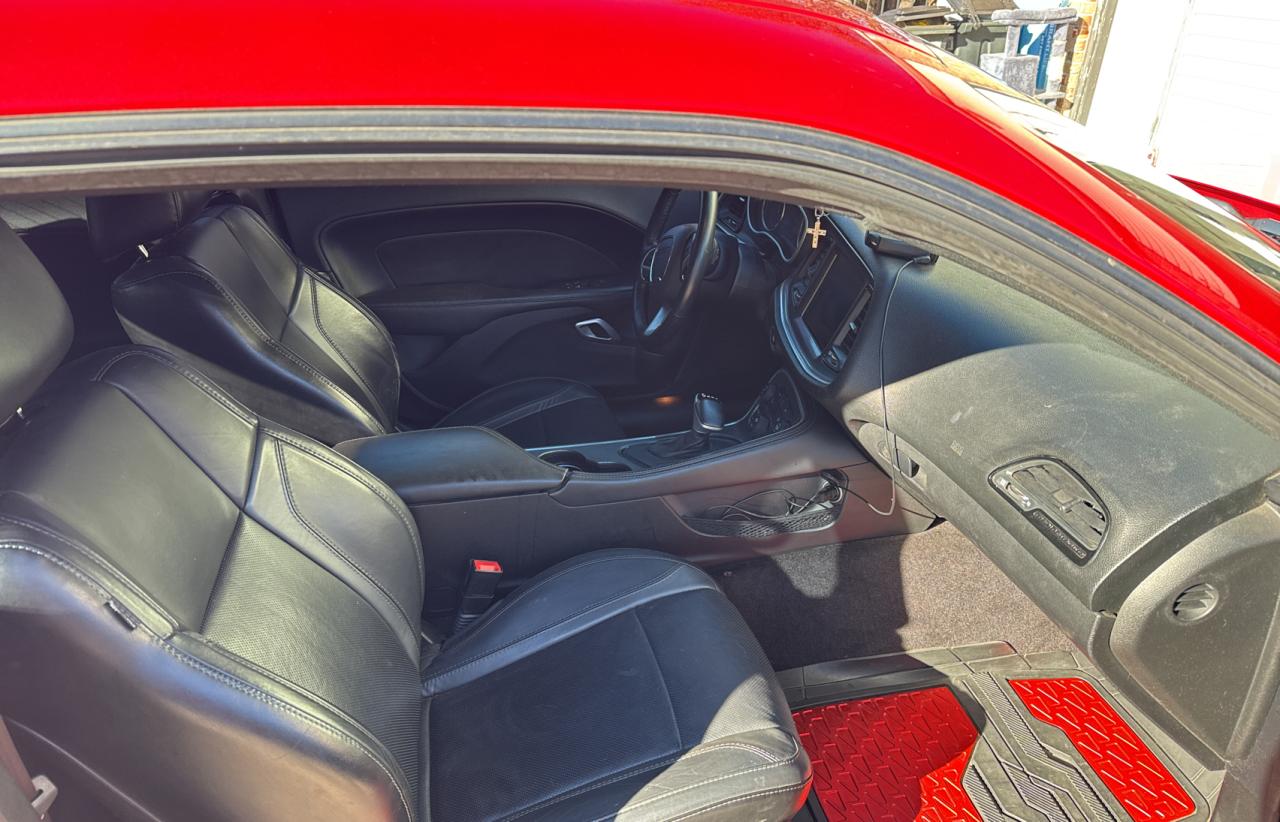 2016 Dodge Challenger - Image 5