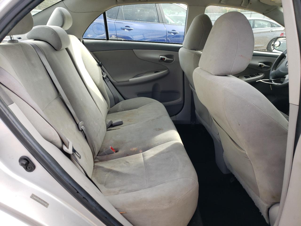 2010 Toyota Corolla - Image 10