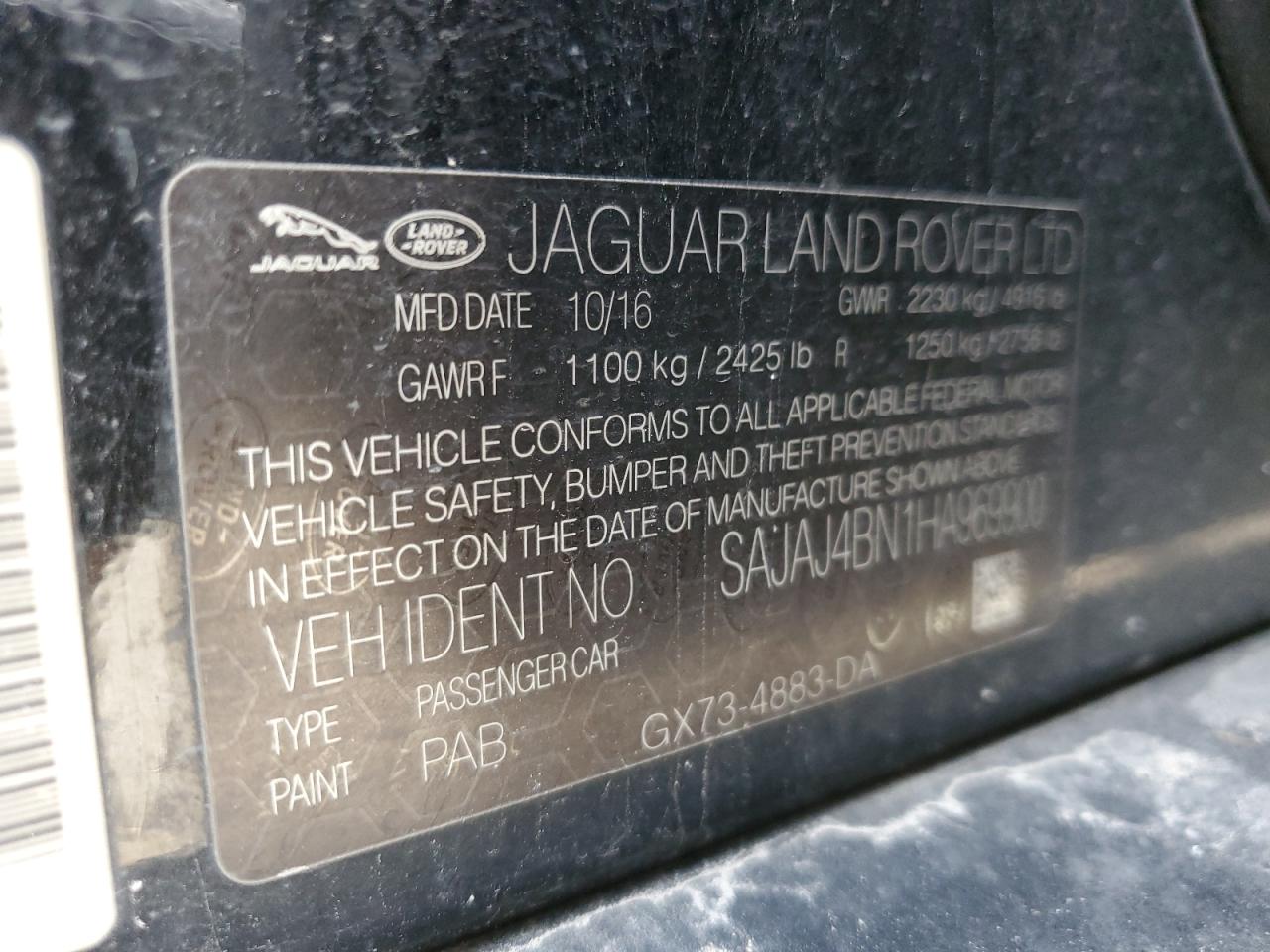 2017 Jaguar XE - Image 12