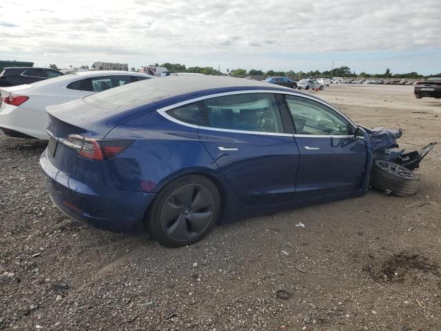  TESLA MODEL 3 2020 Синий