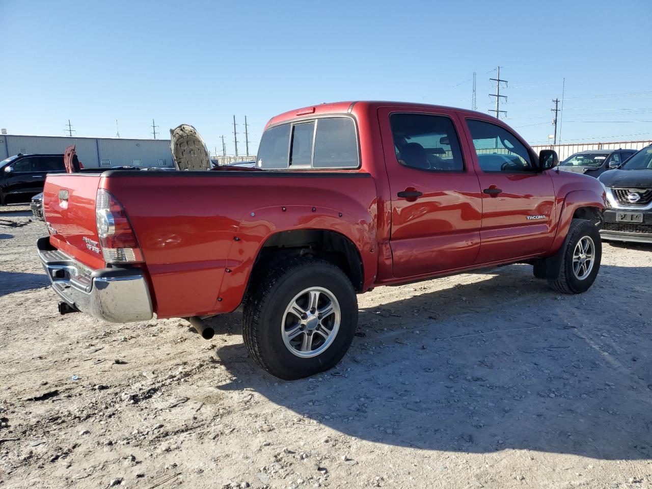 2011 Toyota Tacoma - Image 3
