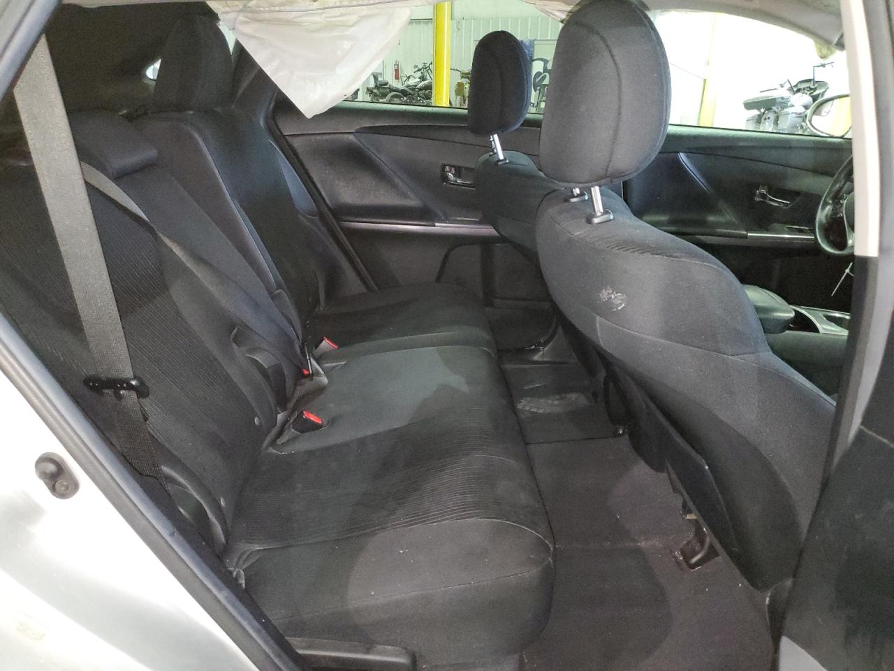 2014 Toyota Venza - Image 11