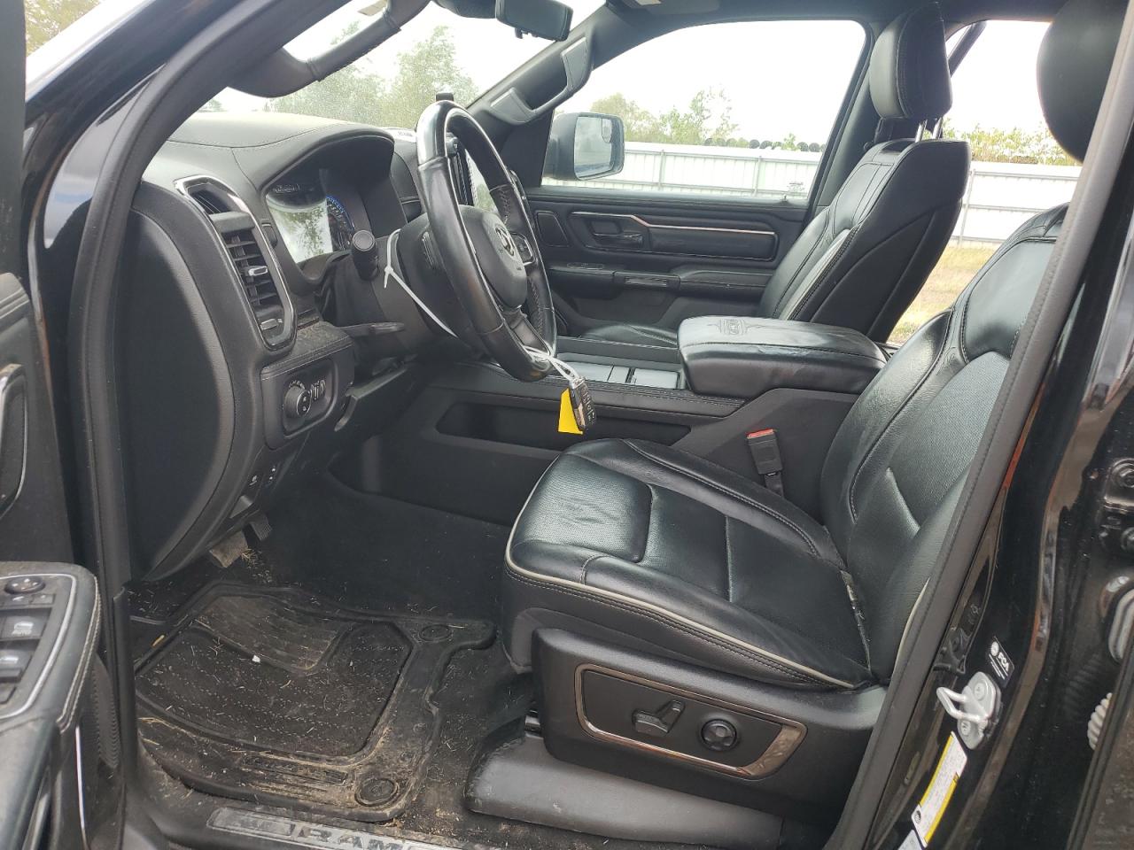 2022 RAM 1500 - Image 7