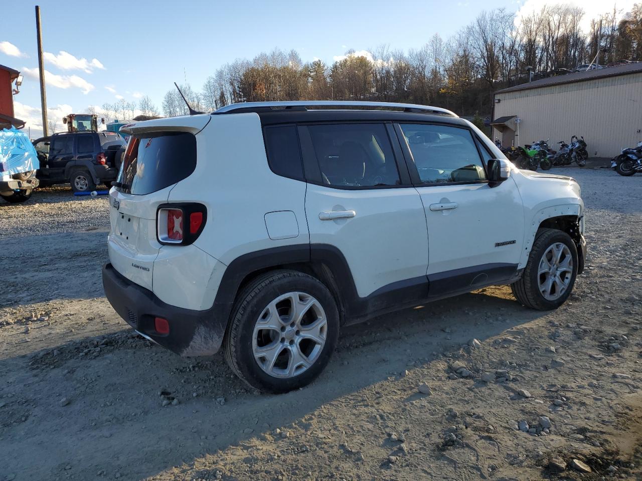 2015 Jeep Renegade - Image 3