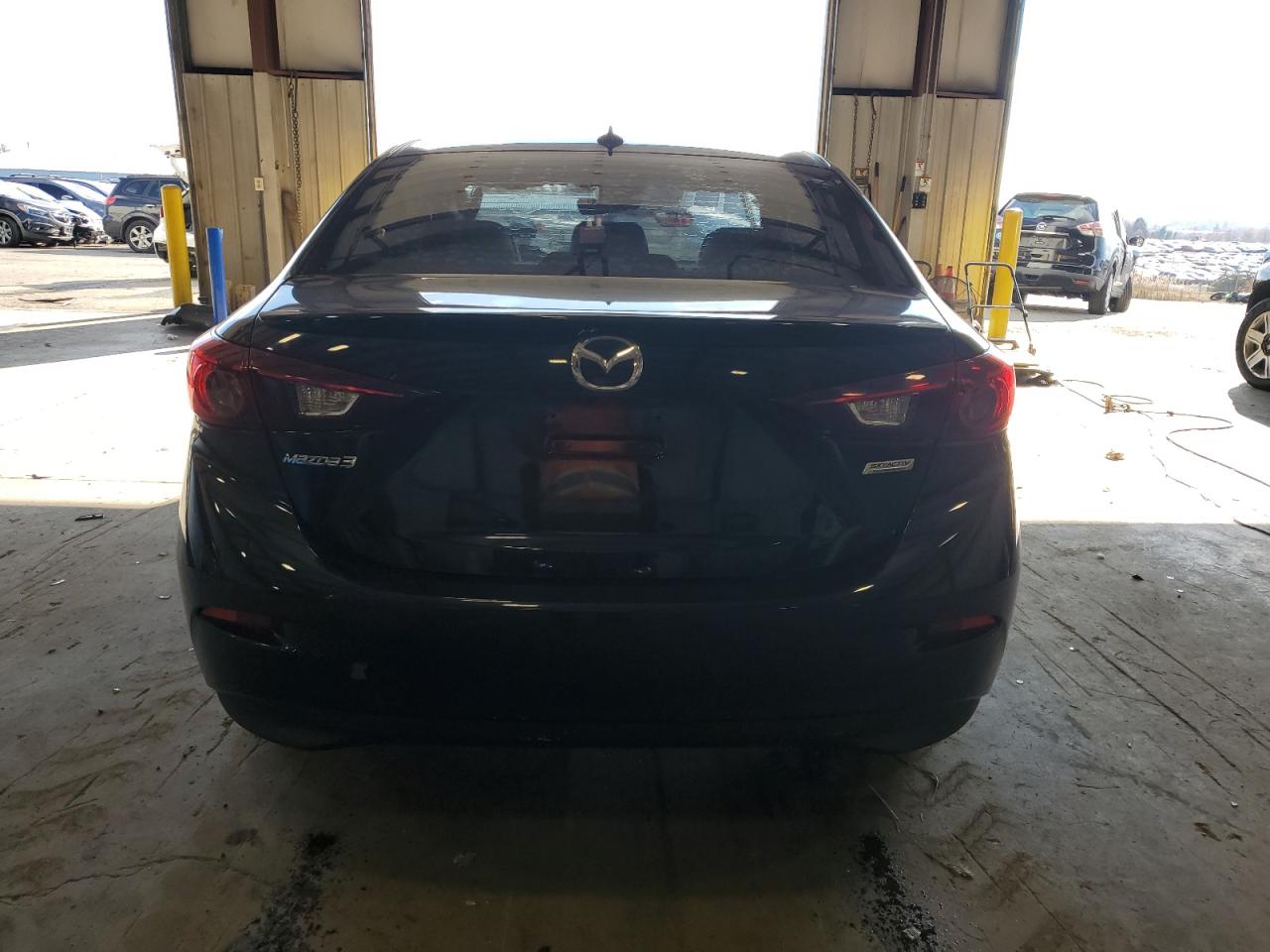 2018 Mazda 3 Touring VIN: 3MZBN1V32JM251844 Lot: 80210204