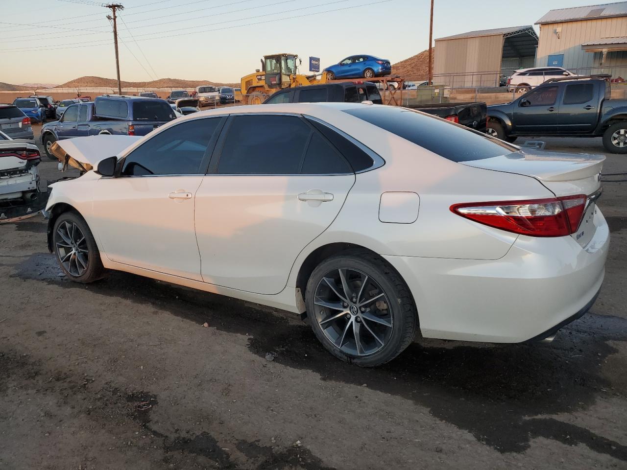 VIN 4T1BK1FK7GU569010 2016 TOYOTA CAMRY no.2