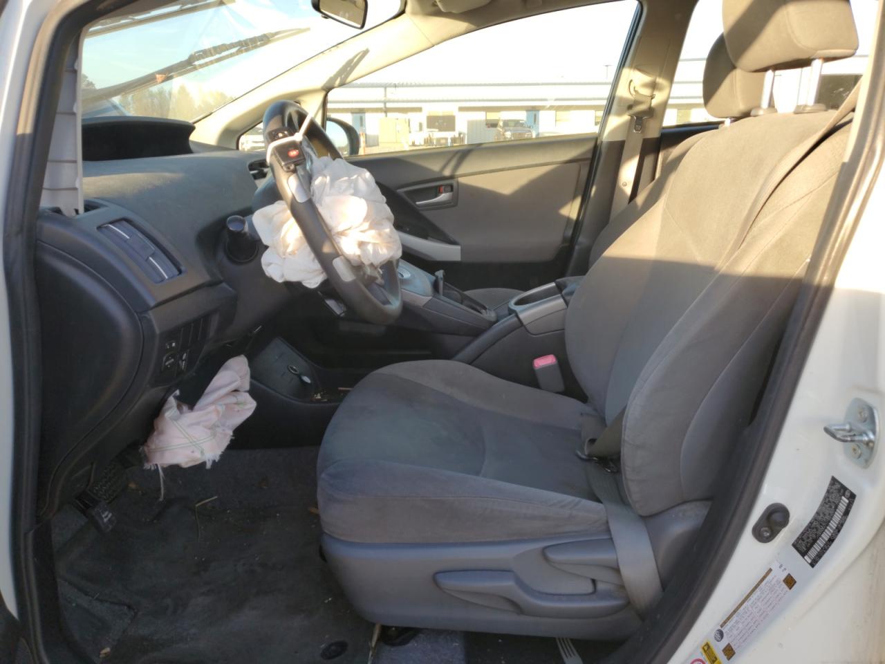 2012 Toyota Prius - Image 7