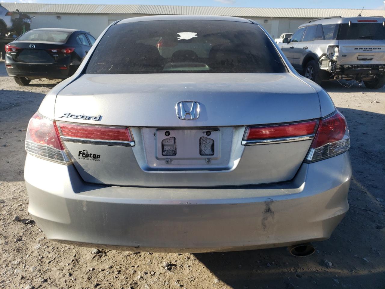 2011 Honda Accord Lx VIN: 1HGCP2F33BA138751 Lot: 81278814