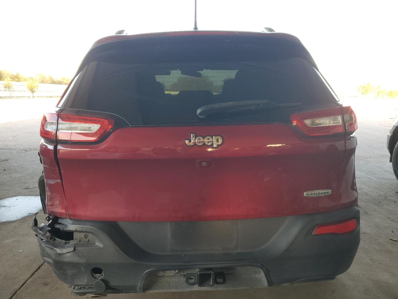 2017 Jeep Cherokee Latitude VIN: 1C4PJLCB6HW573021 Lot: 80244114