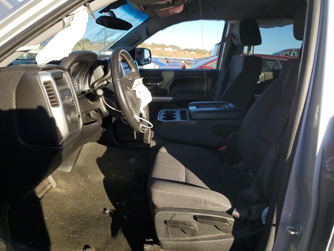 2017 Chevrolet Silverado - Image 7