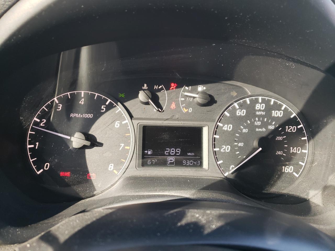 2015 Nissan Sentra - Image 9