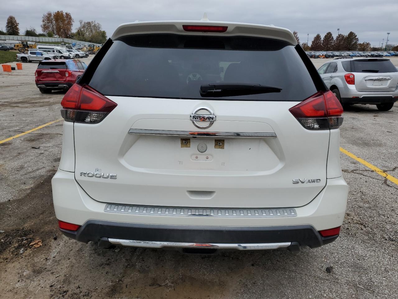 2017 Nissan Rogue S VIN: KNMAT2MVXHP608897 Lot: 80886894